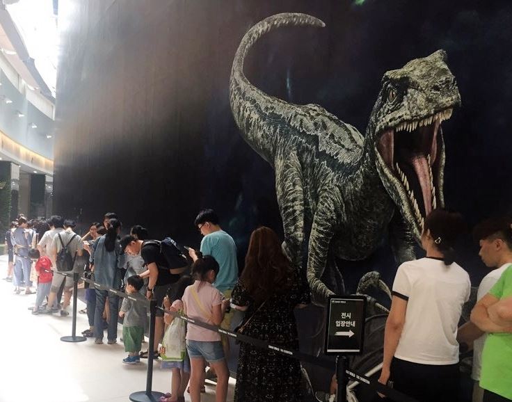쥬라기 월드 특별전 효과 톡톡..롯데백화점 김포공항점, 매출 16% 신장