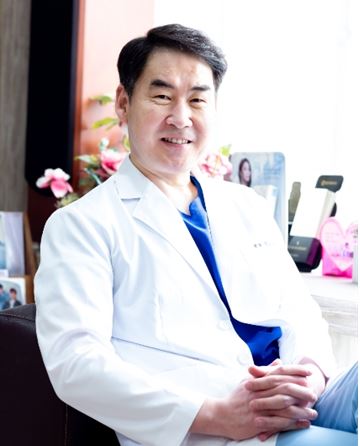 상, 하안검으로 매력적인 눈매로 노화증상 개선