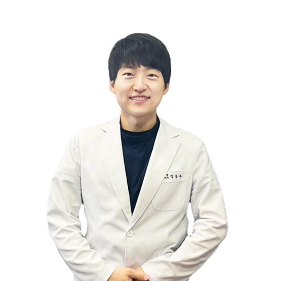 교통사고 후유증, 추나요법 치료 고려해야