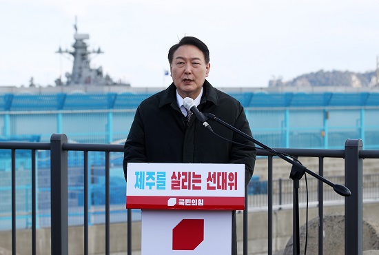 ‘좌편향‧폭탄주’ 등장한 2차 TV토론 불발 책임공방