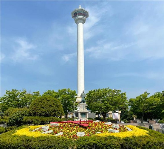 부산 다이아몬드타워 광장 문화 명소로 거듭난다