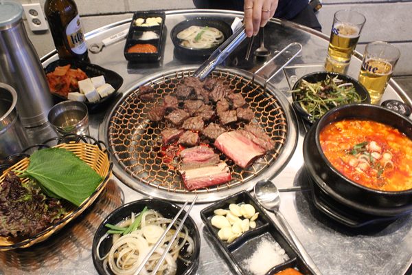 송도 센트럴파크 맛집 갈비에빠지다, 옛 분위기에서 추억과 함께 맛보는 갈비