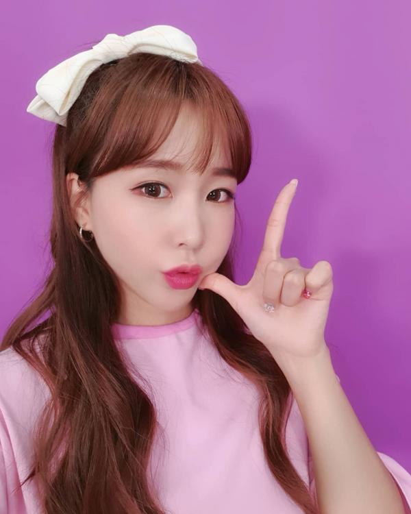 유튜브가 좋은이유 : 언제든지... 지난 14일 웨이(크레용팝)의 인스타그램이 화제