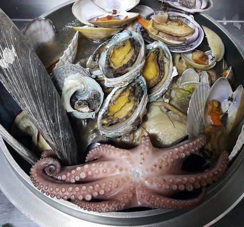 건강에 좋은 해신탕으로 면역력 증가, 부산 장안사 맛집으로 유명