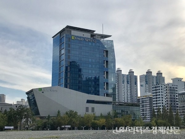 기술보증기금 신입직원 75명 채용…전문인재·사회형평 채용도 실시