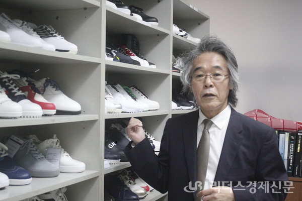 신용 아닌 신뢰로 고부가가치 신발 생산합니다
