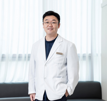[건강 Q&A] 치아 발치 후 임플란트 진행, 어떤 상태에 가능한가요?