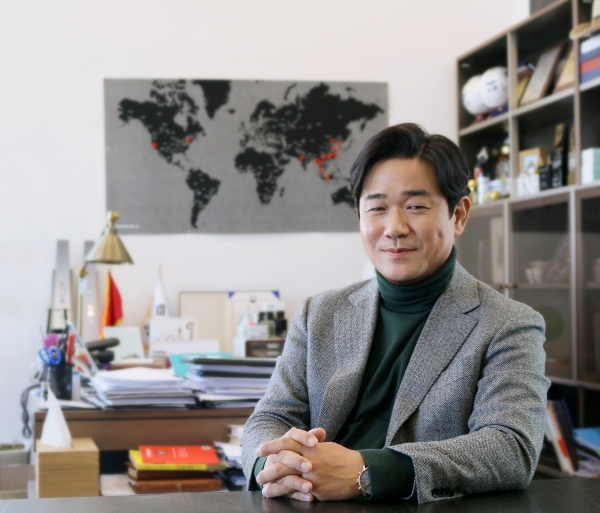 [인터뷰]권기현 비앤에이치코스메틱 대표의 새로운 도전