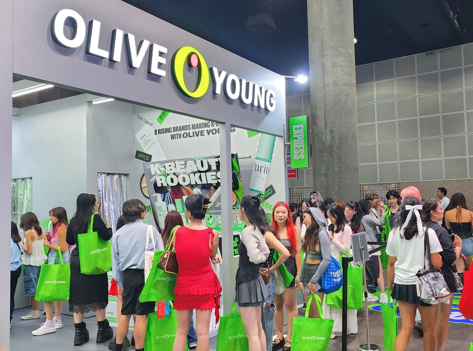 CJ올리브영, 美서 화장품 브랜드 70개 선보여…K뷰티 세계화 가속