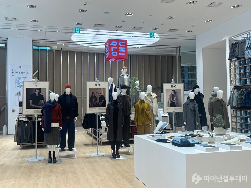 최대 규모 유니클로 롯데월드몰점 오픈…나만의 티셔츠 만들기도 [컴퍼니 레코드]