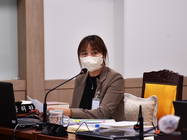 양평군 금고 선정 및 운영 비상식적이다 지적