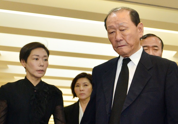 범LG家 아워홈, 구자학 회장 딸 회사에 일감몰아주기 의혹