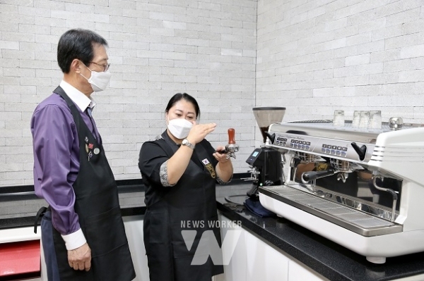 신안군, 신안농산물활용 농가카페 전문가 양성교육... 창업 열기 후끈