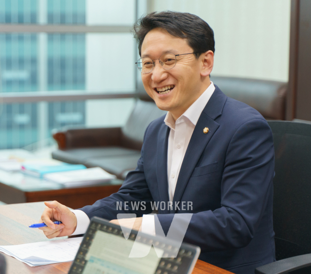 泥쒖샇 援쉶쓽썝 '援먰넻빟옄踰 媛쒖젙븞' 援쉶 蹂명쉶쓽 넻怨