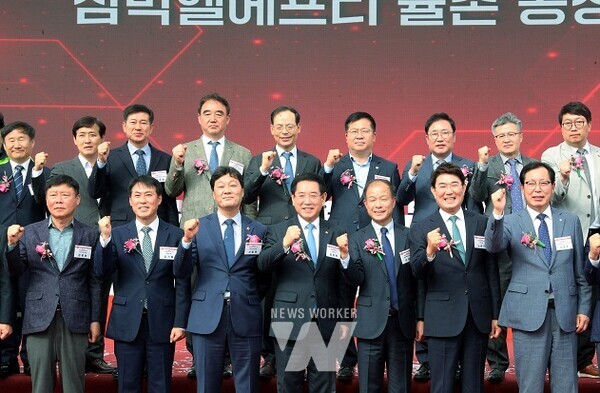 전남에 국내 단일 최대 기능성 첨단소재 생산공장 착공