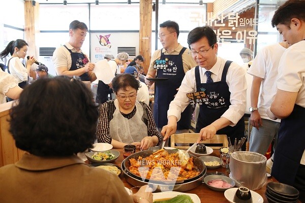 광산구 수완동 지사협, 돌봄·건강·복지 살피는 따뜻한 한끼 천원밥상 운영