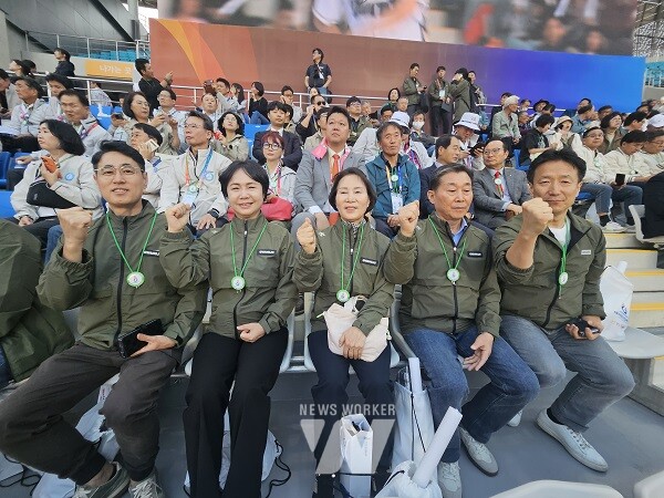 광주광역시의회, 제105회 전국체육대회 찾아 광주 선수단 응원