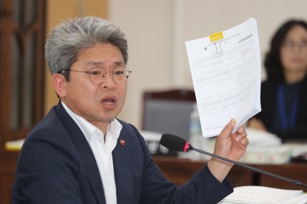 전형적인 쪼개기 … 대지조성사업 인허가 특혜 의혹