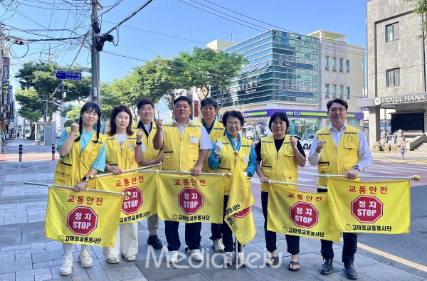 인화초 인근 위험천만한 횡단보도 등굣길 신호등 설치해야