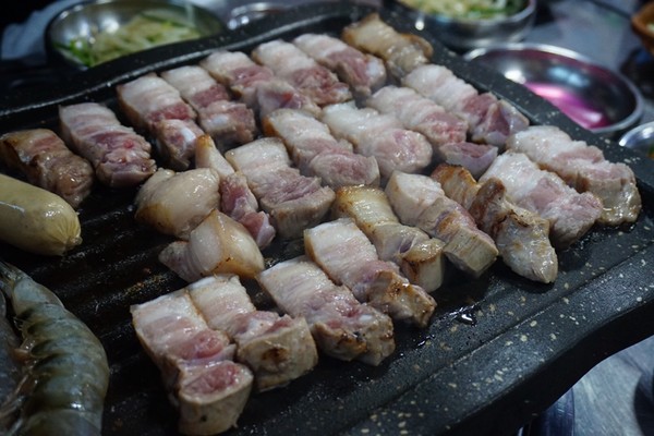 깊은 풍미와 육즙 가득한 제주도흑돼지구이맛집, 제주애월맛집 애월 그때그집에서