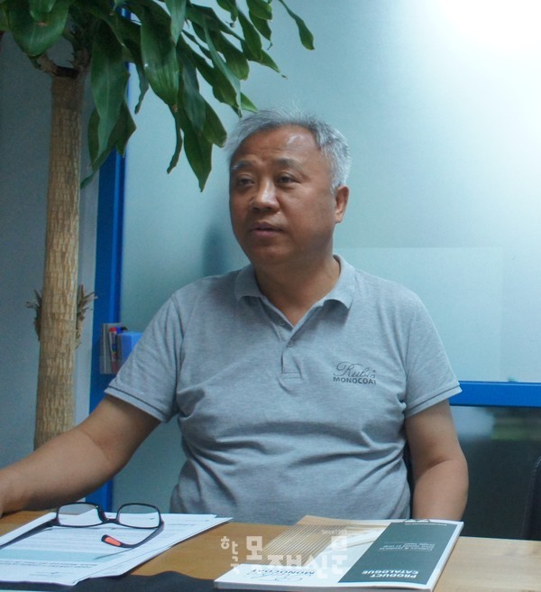 너무 획기적인 오일이라 처음엔 사람들이 믿질 않았어요