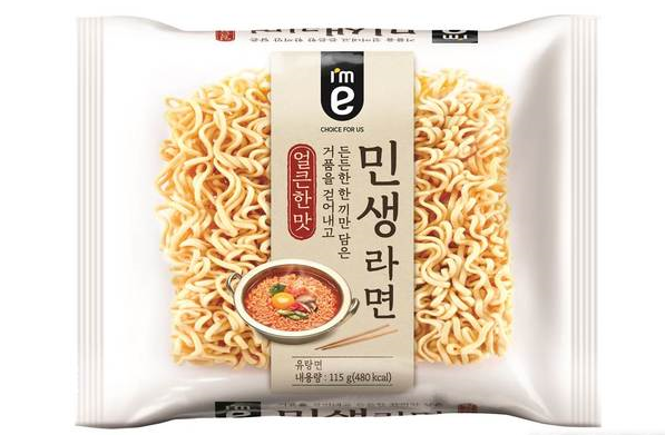 민생라면 단돈 390원, 신라면 절반값…이마트24 편의점은 비싸다 인식 깰 것