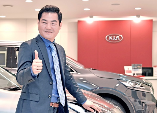 기아자동차, 2019 판매 우수자 TOP 10 공개…망우지점 정송주 영업부장 판매왕으로 선정