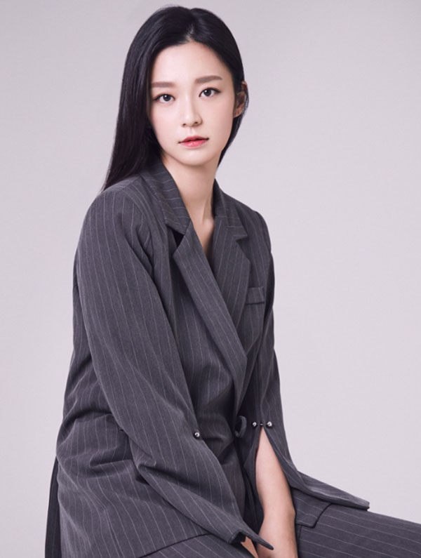송지인, 엔터테인먼트 아이엠과 전속계약 체결… 전소민과 한솥밥
