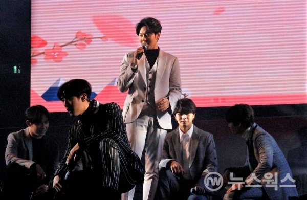 [2018 판타지아 슈퍼 콘서트] 비투비(BtoB), 벚꽃 배경과 공연 시작