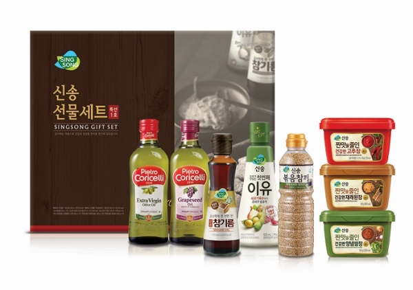 신송식품, 인기제품들로 구성된 신년선물세트로 특선1호 추천