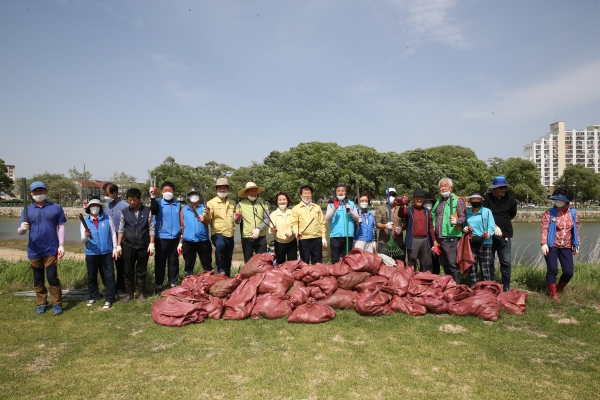 성주군, 11일 청소와 방역 동시실시…매주 금요일 생활 속 청소·방역의 날 지정
