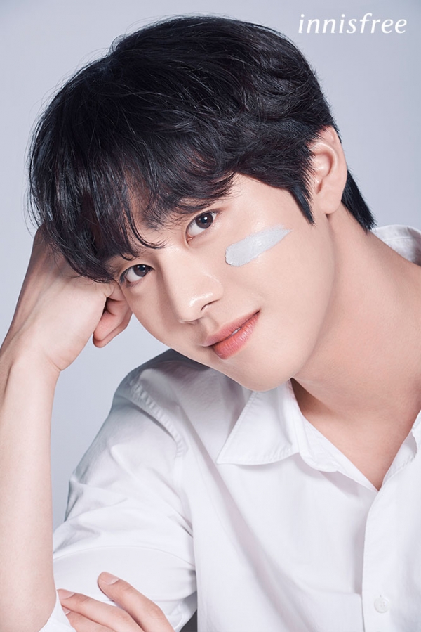 이니스프리, 브랜드 모델 안효섭 발탁…수퍼 화산송이 모공 마스크 2X 광고 티저 공개