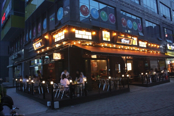 첨단 2지구 맛집 팔도실비집, 다양한 메뉴와 복고 컨셉으로 방문객 폭 넓혀