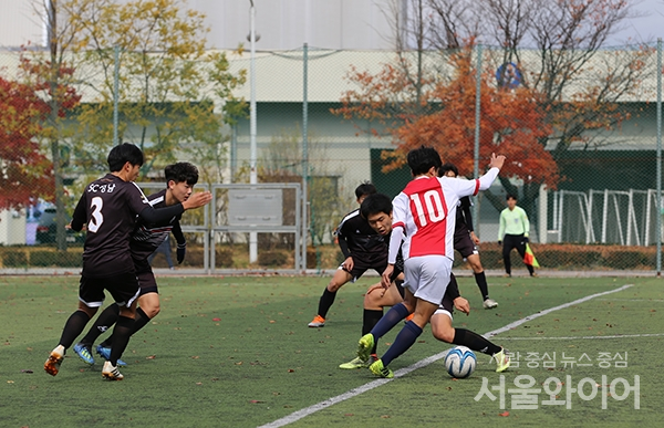 [스포츠 현장] 2018 연천군수배 고등부 축구 8강→고양고ㆍ골클럽 4강행