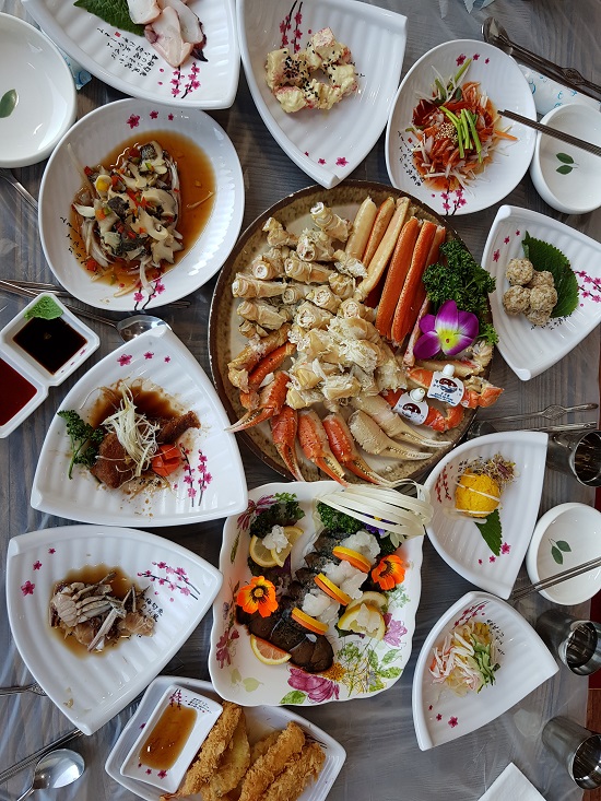 80년 전통의 영덕 강구항 대게맛집 모자대게, 관광객부터 현지인들에게 소문난 맛집으로 2TV 생생정보에도 소개··