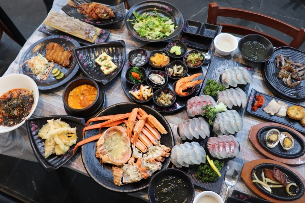 강릉 경포대 맛집 해적대게 횟집, 선주직송으로 신선한 해산물을 저렴한 가격에