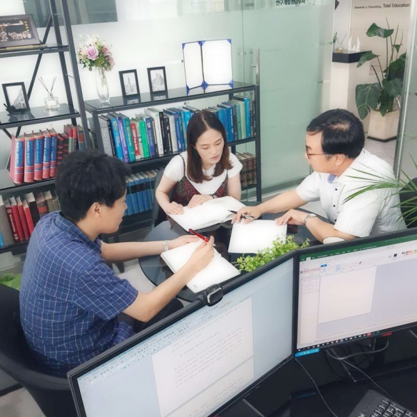 글로빛 논문컨설팅, 고객 수요급증에 따른 해외명문 대학 우수 지도박사 증원