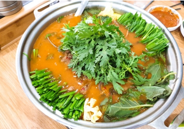 담백하면서도 깔끔한 맛, 대전의 특급 보양식 맛집 서가네 흑염소 인기