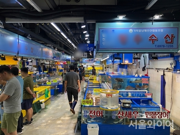 [르포] 가락동 농수산물시장 가보니...경제도,날씨도 도움안돼 상인들 울상