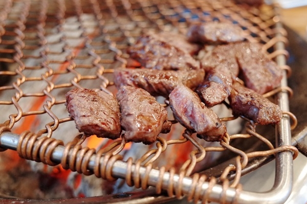 왕십리 마장동 정육식당 맛집 마장동 한우촌, 방송 출연한 프리미엄 한우 전문점