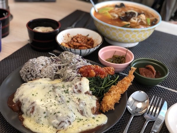 제주 돈까스 맛집 빨강코끼리, 국내산 흑돼지 생고기로 만든 수제 돈까스 제주도 여행 필수코스