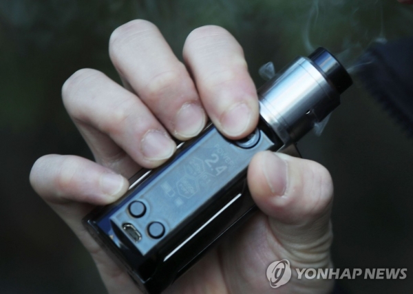 유해물질 검출 액상 전자담배, 편의점 이어 면세점서도 판매 중단