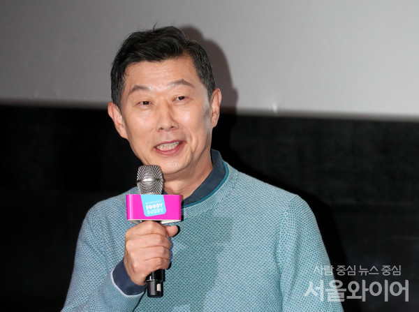 김홍국 하림 회장, 생닭 벌레 논란에 인체 무해