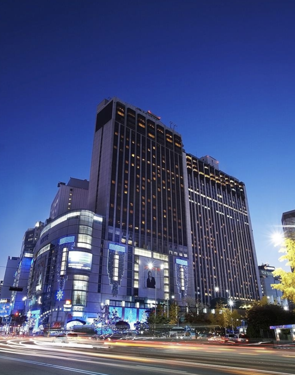 칼바람 부는 유통街… 희망퇴직·비용절감 혈안