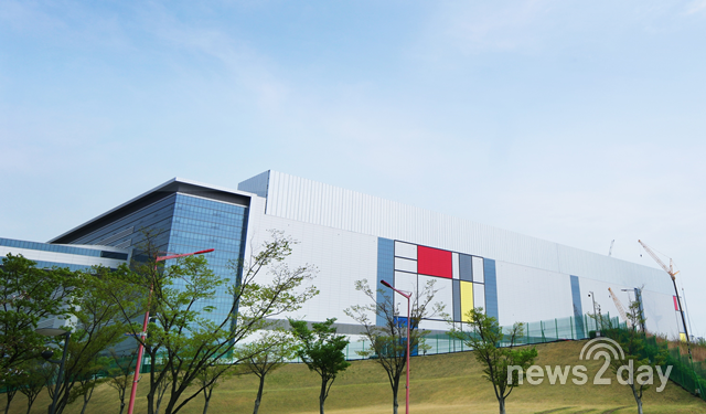[뉴스투데이 E] 삼성전자, 10나노 2세대 공정 양산…내년 IT 신제품에 탑재