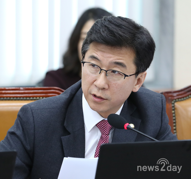 고용진 의원, “소비자 관점에서 보험금 청구간소화 방안 필요해”