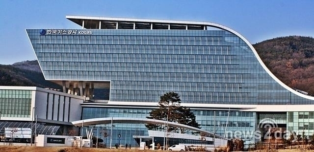 한국가스공사, 태풍 ‘미탁’  경북 울진·영덕 피해복구 총력
