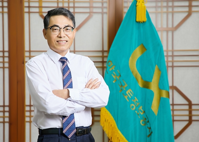 [신년사] 김정렬 LX한국국토정보공사 사장, 디지털트윈과 메타버스 융합해 미래 신산업 확장