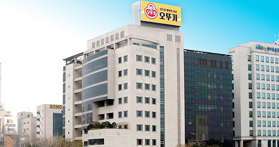 [관점뉴스] 오뚜기, 글로벌 전문가 김경호 전 LG전자 부사장 영입 …해외 매출 성과낼까