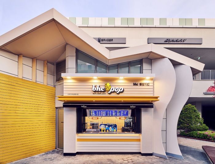 [N2 생활경제] bhc, 콜팝 전용매장 bhc pop 이천점 오픈...맘스터치, 외국인·2030 공략 이태원점 개점